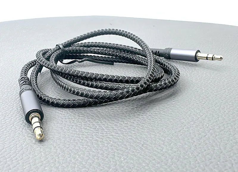 Maxguard 1.2m Plus and Play Aux 3.5mm Cable MA01